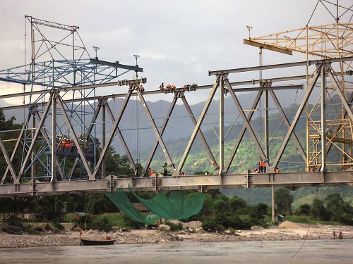 120_metre_Steel_Truss_Bridge_Cantilever_Over_Arun_River_Nepal_05