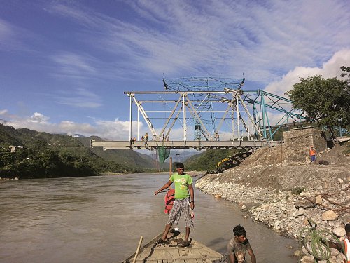 120_metre_Steel_Truss_Bridge_Cantilever_Over_Arun_River_Nepal_06
