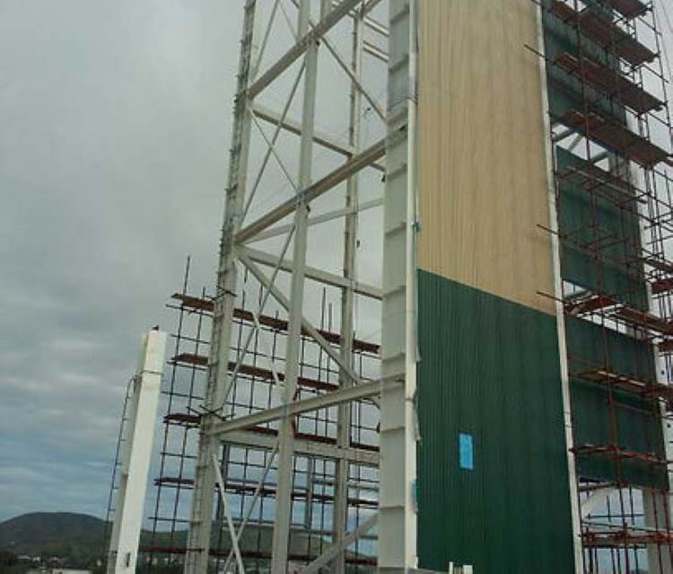Brewhouse_Brewery_Upgrade_Prefabricated_Steel_Building_Papua_New_Guinea_08-steel-structure-installation