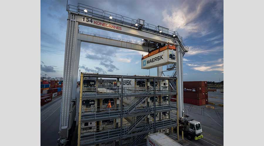 Electrified_Refrigerated_Cargo_racks_reefer_racks_Garden_City_Georgia_02_Port_of_Savannah_Refrigerated_Reefer_Racks
