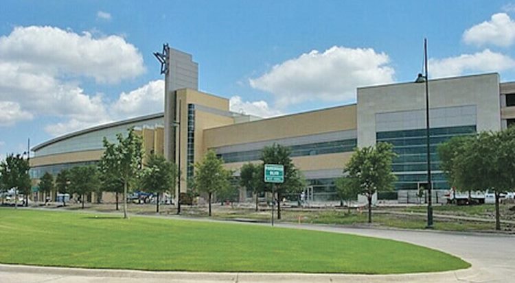 Indoor_Hockey_Arena_with_Curved_Endwall_Multi-Purpose_Entertainment_Sports_Metal_Building_01
