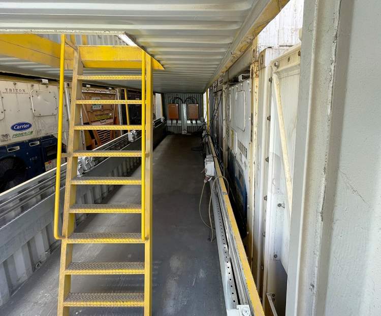 Innovative_Multi-level_Reefer_Monitoring_Gantry_Built_from_Used_Shipping_Container_06