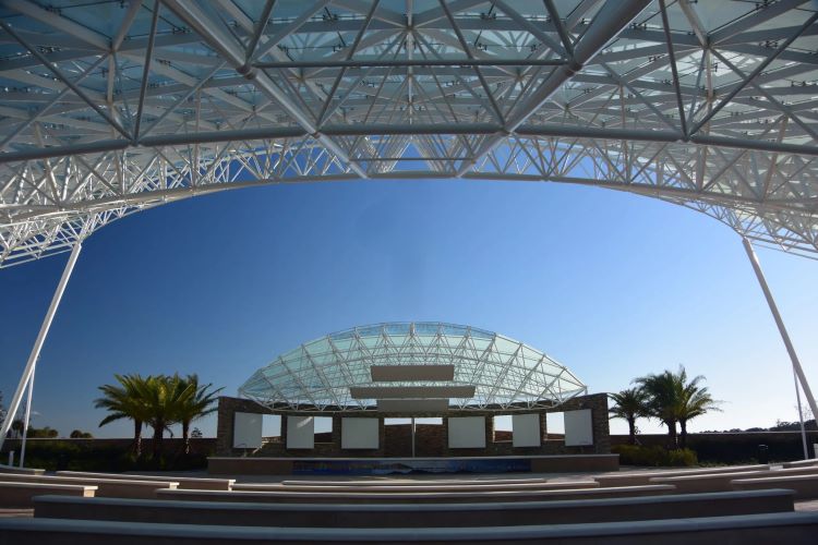 Larger Grid Spaceframe Canopy with Translucent Point supported Glass Shade and Shelter