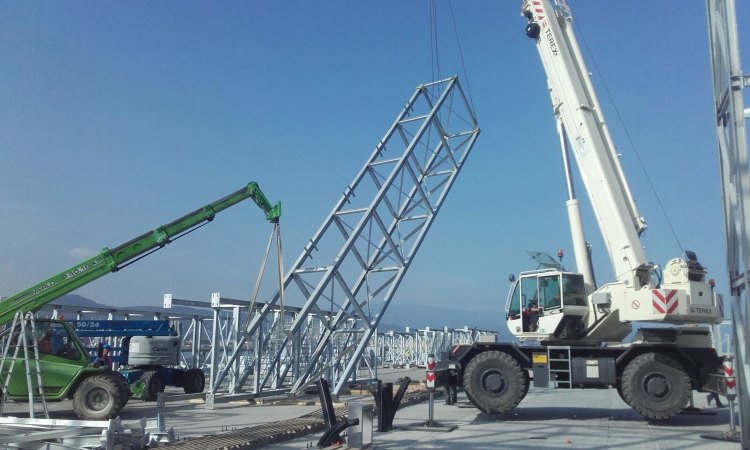 Maersk Multifunctional Reefer Rack Steel Platforms Italy: Site Steel Structure Installation Supervision