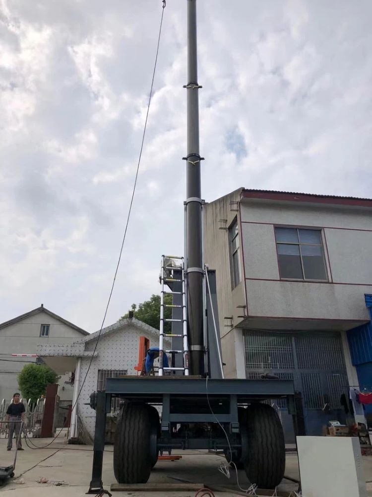 Portable_Radio_Telescopic_Antenna_Cell_On_Wheels_Telescopic_Antenna_Tower_02