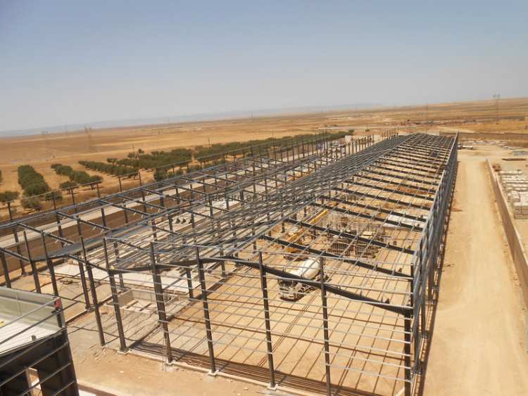 Pre-Engineered_Buildings_vs_Conventional_Buildings_Which_is_Better_01_Prefabricated-Steel-Structure-H-I-Section-Beam-Column