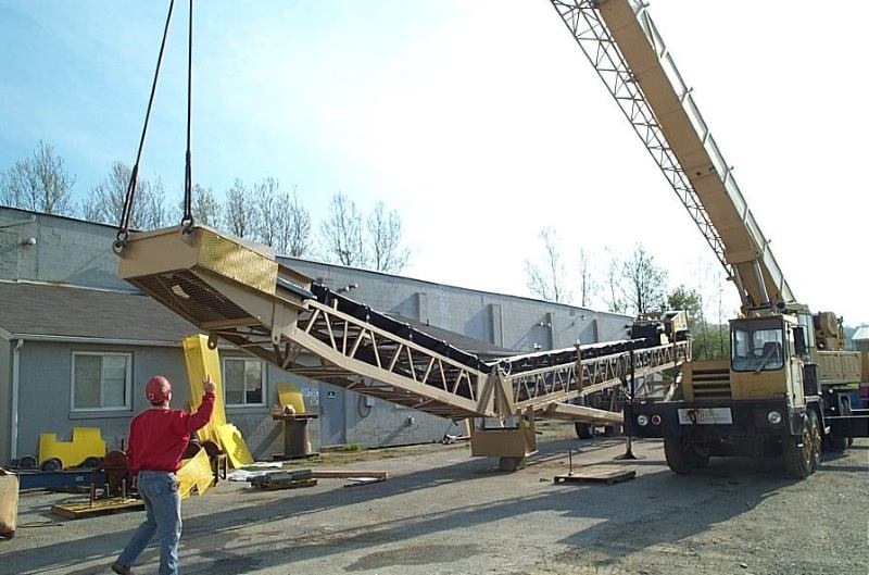 Screen Station Buildings and Screen Feed&Discharge Conveyors Steel Structures: 30” x 100’ Portable Folding Radial Stacker