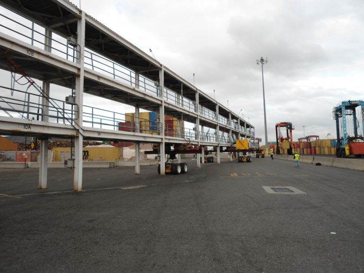 Reefer_Rack_Moved_in_Port_of_Newark_NJ_05