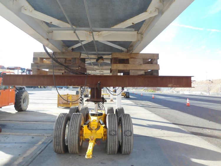 Reefer_Rack_Moved_in_Port_of_Newark_NJ_09