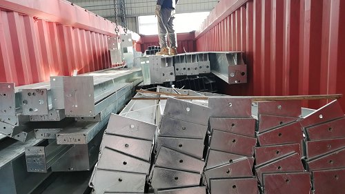 Reunion_Pedestrian_Foot_Steel_Bridges_and_Stairs_Design_Production_Fabrication_France_06