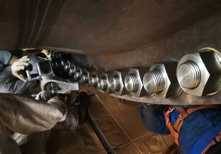 Steel_Access_chambers_For_Rondout_Tunnel_Project_New_York_USA_11_shaft-cap-flange-trial-bolting-fastenning
