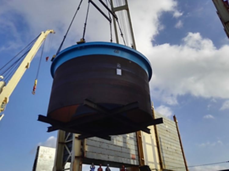 Steel_Access_chambers_For_Rondout_Tunnel_Project_New_York_USA_24_break-bulk-ship-main-body-loading