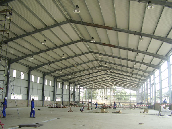 Steel_Portal_Framed_Beer_Brewery_Building_For_Brasco_Heineken_Congo_04