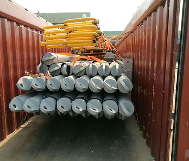 Custom size Hydraulic Cylinders and other accessories loaded into the open top 40feet containers ready for shipment