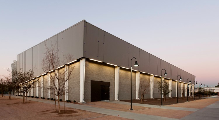 University Fieldhouse Recreation Building Steel Structure with External Steel Columns