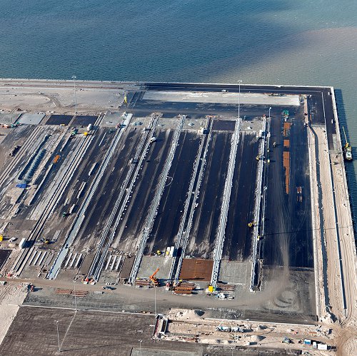 Steel_Reefer_Racks_and_Reefer_Safety_Tunnels _For_APM_Terminal_Maasvlakte II_9_Overviews